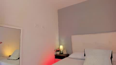 hannamartinnez online show from December 4, 6:16 pm