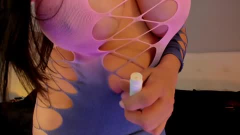 hannamartinnez online show from April 21, 11:16 am