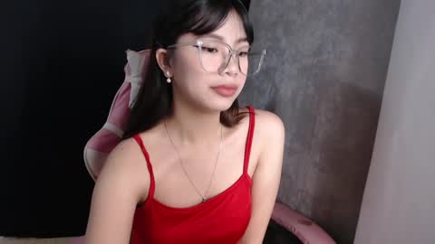 Snapshot of hannaqxx chatting on February 14, 12:09 am hannah online show from February 14, 12:09 am