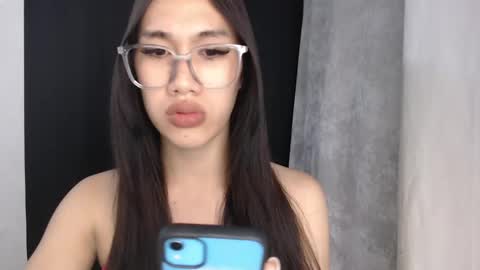 Snapshot of hannaqxx chatting on March 3, 10:38 am hannah online show from March 3, 10:38 am