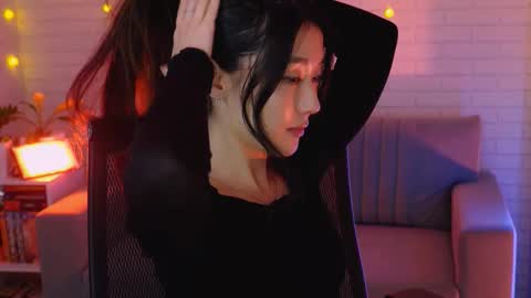 Snapshot of hannarosie chatting on November 23, 7:24 pm hannarosie online show from November 23, 7:24 pm