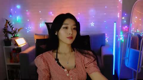 Snapshot of hannarosie chatting on December 14, 6:45 pm hannarosie online show from December 14, 6:45 pm