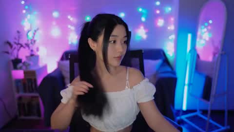 hannarosie online show from March 15, 5:52 pm