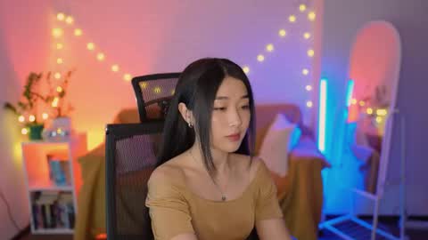 Snapshot of hannarosie chatting on April 17, 8:12 pm hannarosie online show from April 17, 8:12 pm