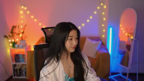 Snapshot of hannarosie chatting on April 24, 6:21 pm hannarosie online show from April 24, 6:21 pm