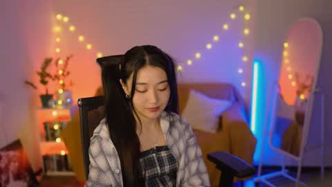 Snapshot of hannarosie chatting on May 5, 6:38 pm hannarosie online show from May 5, 6:38 pm