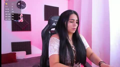 Hanna  online show from September 18, 8:22 pm