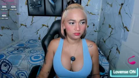 Snapshot of hannasteyl2 chatting on July 25, 11:30 am hannasteyl2 online show from July 25, 11:30 am