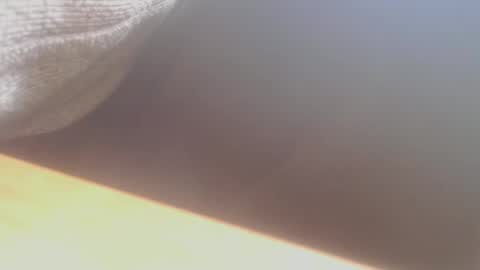 Snapshot of hannes_k chatting on April 14, 6:19 am hannes_k online show from April 14, 6:19 am