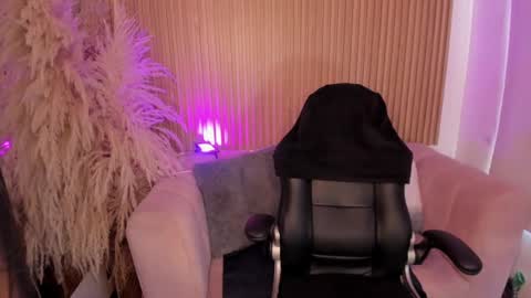 Hannie ws online show from January 21, 1:43 pm