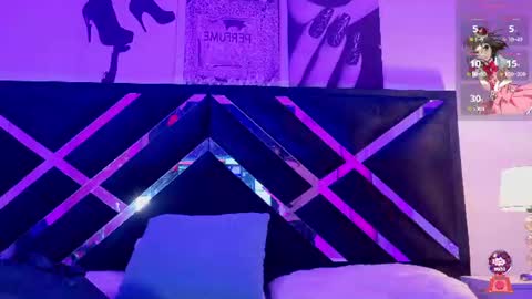 hannita_01 online show from July 27, 11:50 am