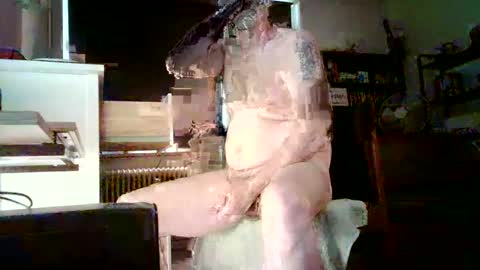 Snapshot of hannsi64 chatting on May 14, 9:38 am Hannsi64 online show from May 14, 9:38 am