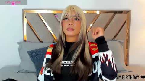 Hanz  online show from December 11, 12:12 am