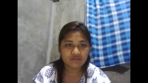 Snapshot of happy00725310 chatting on January 6, 7:20 am happy00725310 online show from January 6, 7:20 am