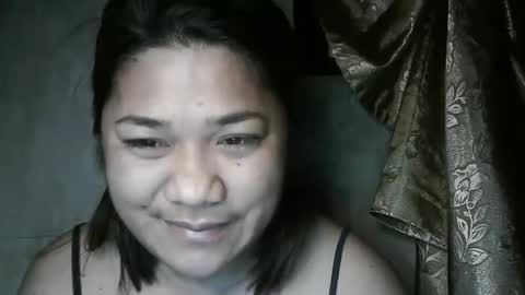 Snapshot of happy00725310 chatting on February 3, 8:13 pm happy00725310 online show from February 3, 8:13 pm