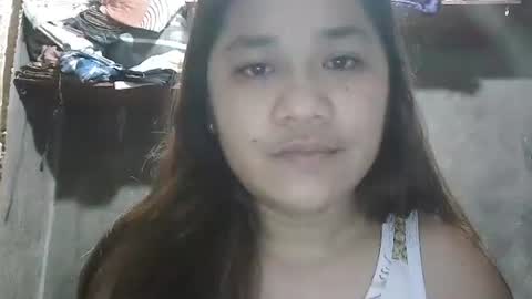 Snapshot of happy00725310 chatting on October 15, 8:53 pm happy00725310 online show from October 15, 8:53 pm