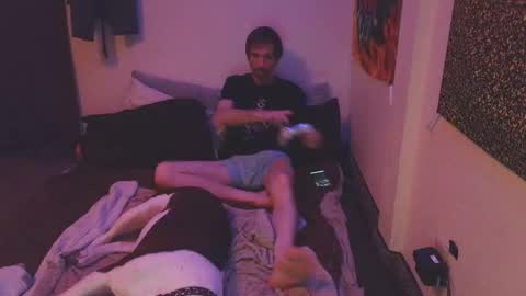 happy guy online show from March 13, 3:02 am