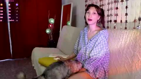 Snapshot of happy_peach chatting on June 2, 2:46 am happy_peach online show from June 2, 2:46 am