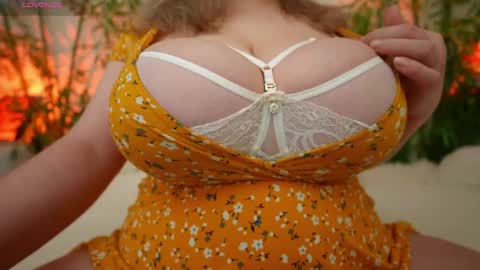 HappyAlice online show from April 24, 5:32 am