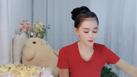 Daisy online show from June 8, 2:28 pm