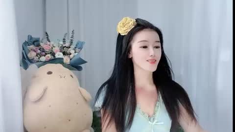 Snapshot of happyflower802318 chatting on June 20, 3:31 am Daisy online show from June 20, 3:31 am