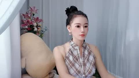 Snapshot of happyflower802318 chatting on July 1, 2:35 am Daisy online show from July 1, 2:35 am