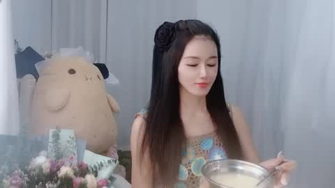 Snapshot of happyflower802318 chatting on July 16, 2:50 am Daisy online show from July 16, 2:50 am
