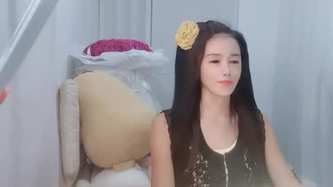 Snapshot of happyflower802318 chatting on July 27, 2:24 pm Daisy online show from July 27, 2:24 pm