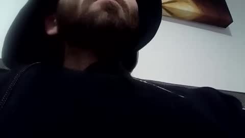 Snapshot of happyguy00000 chatting on January 17, 2:50 am Calvin Secret online show from January 17, 2:50 am