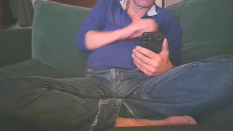 mark online show from October 24, 9:11 pm