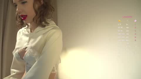 Evy  online show from May 14, 12:50 am