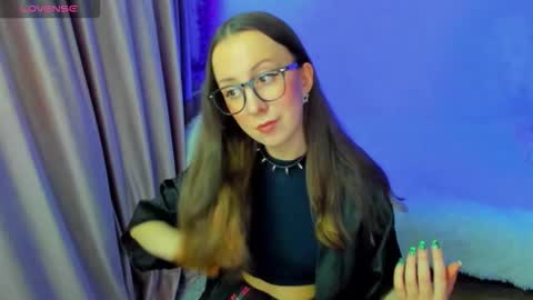 Stephanie online show from January 16, 4:44 pm