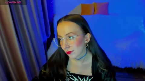 Stephanie online show from February 4, 7:53 pm