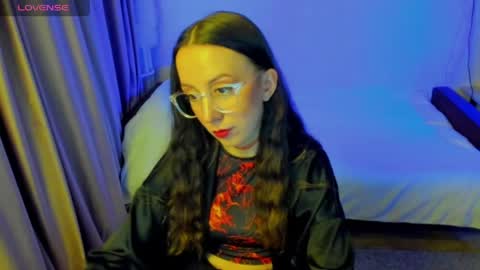 Stephanie online show from April 30, 8:57 pm