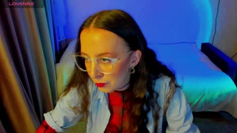 Stephanie online show from June 7, 7:17 pm