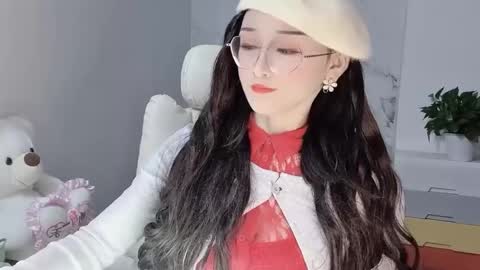 Snapshot of happysweetie168 chatting on January 25, 6:02 pm Daisy online show from January 25, 6:02 pm