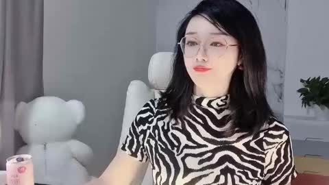 Snapshot of happysweetie168 chatting on March 1, 4:58 am Daisy online show from March 1, 4:58 am