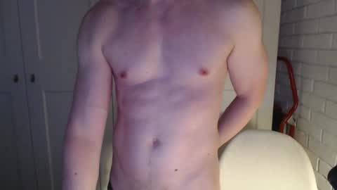 happyvelvetpaw online show from February 2, 7:01 pm