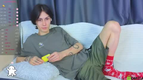 Mark online show from April 20, 11:17 pm