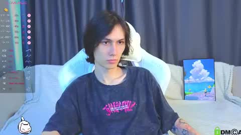 Snapshot of hard__fantasy chatting on July 29, 12:36 pm Mark online show from July 29, 12:36 pm