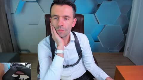 Steve online show from April 23, 11:31 am