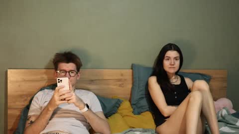 Snapshot of hard_pepper chatting on January 28, 5:00 am Emily and David online show from January 28, 5:00 am