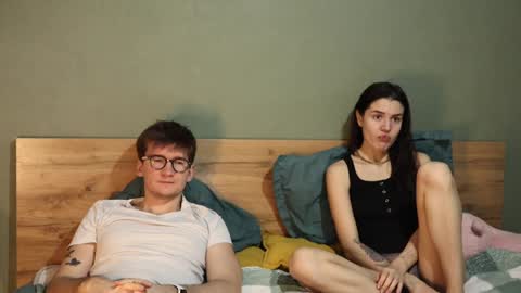 Snapshot of hard_pepper chatting on February 2, 5:10 am Emily and David online show from February 2, 5:10 am