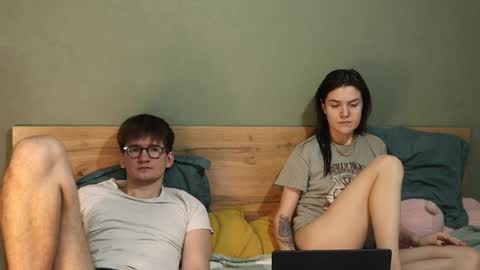 Snapshot of hard_pepper chatting on February 8, 5:08 am Emily and David online show from February 8, 5:08 am