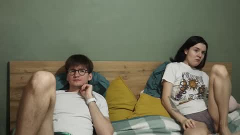 Snapshot of hard_pepper chatting on February 18, 5:09 am Emily and David online show from February 18, 5:09 am