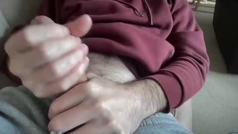 Snapshot of hardandhorny145 chatting on December 22, 7:31 pm hardandhorny145 online show from December 22, 7:31 pm