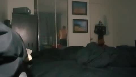 Snapshot of hardandproud27 chatting on October 26, 5:02 am hardandproud27 online show from October 26, 5:02 am