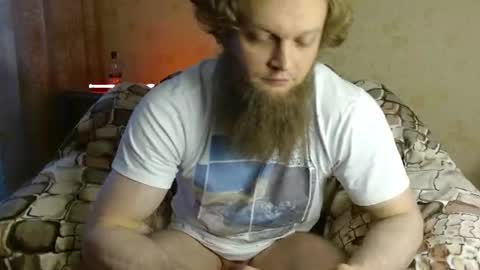 Snapshot of hardandripped chatting on June 19, 2:38 am Valentino Hard online show from June 19, 2:38 am