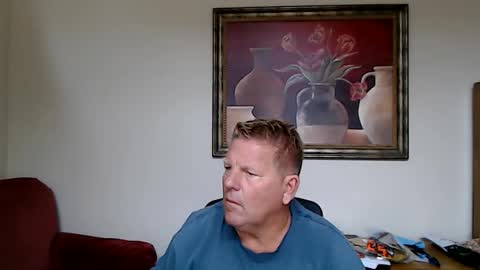 Snapshot of hardblondcouplehawaii chatting on April 26, 1:03 am Steele and Cassie online show from April 26, 1:03 am