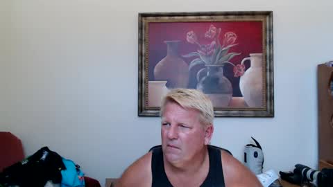 Snapshot of hardblondcouplehawaii chatting on June 13, 11:57 pm Steele and Cassie online show from June 13, 11:57 pm